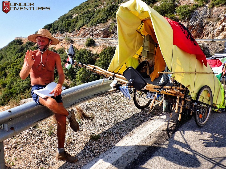 biker dog-brigi-explorealbania-motoros túra-condorriders-sasok földje-albánia-albán riviéra-albanian riviera